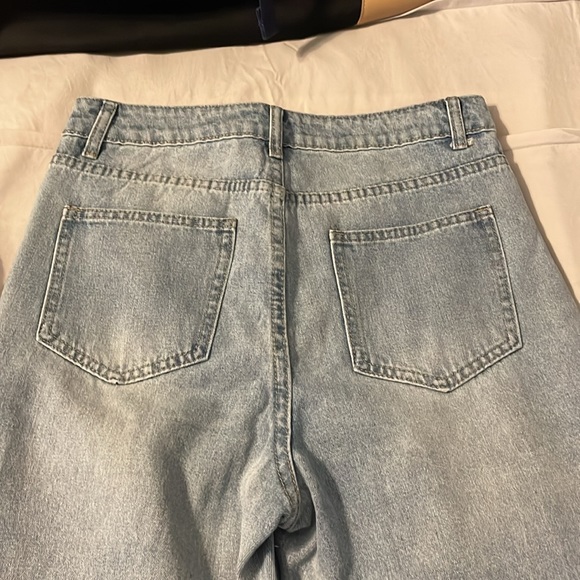 SHEIN size 4 blue destroyed open knee jeans - Picture 3 of 3